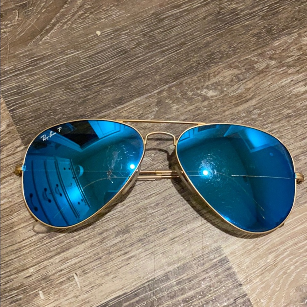 Polarized Ray Ban Blue mirrored Aviators
